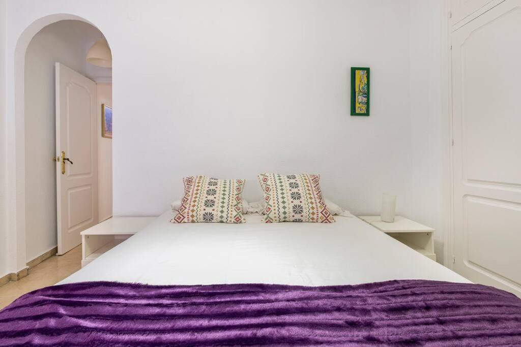 Centro Ferrandiz Parking Gratis Apartment Malaga Bagian luar foto