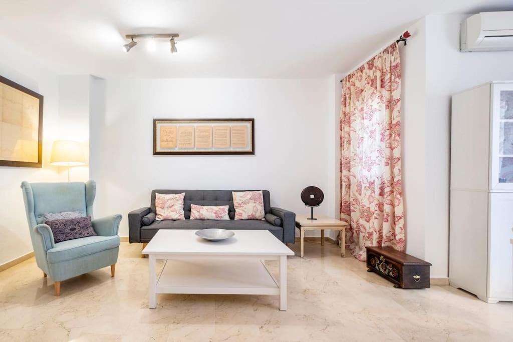 Centro Ferrandiz Parking Gratis Apartment Malaga Bagian luar foto